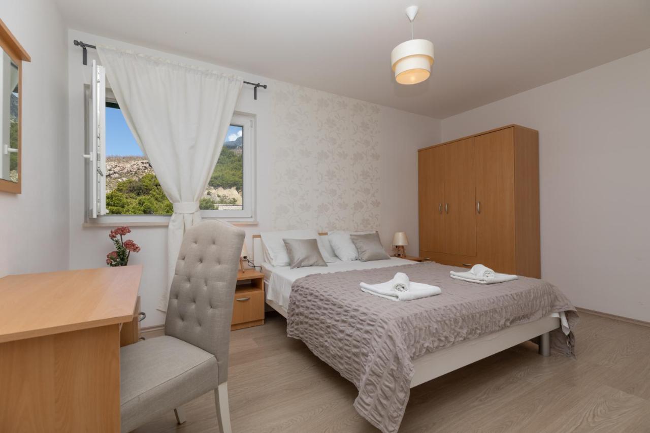 Apartments Villa Carica B&B Mimice Exterior photo